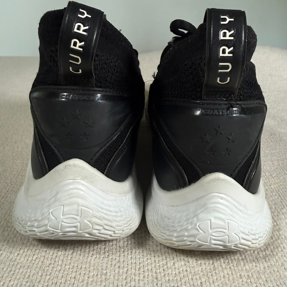 Under Armour Curry 8 Flow Sneakers Size 10 Black White Basketball 3023085-002 - Picture 8 of 16